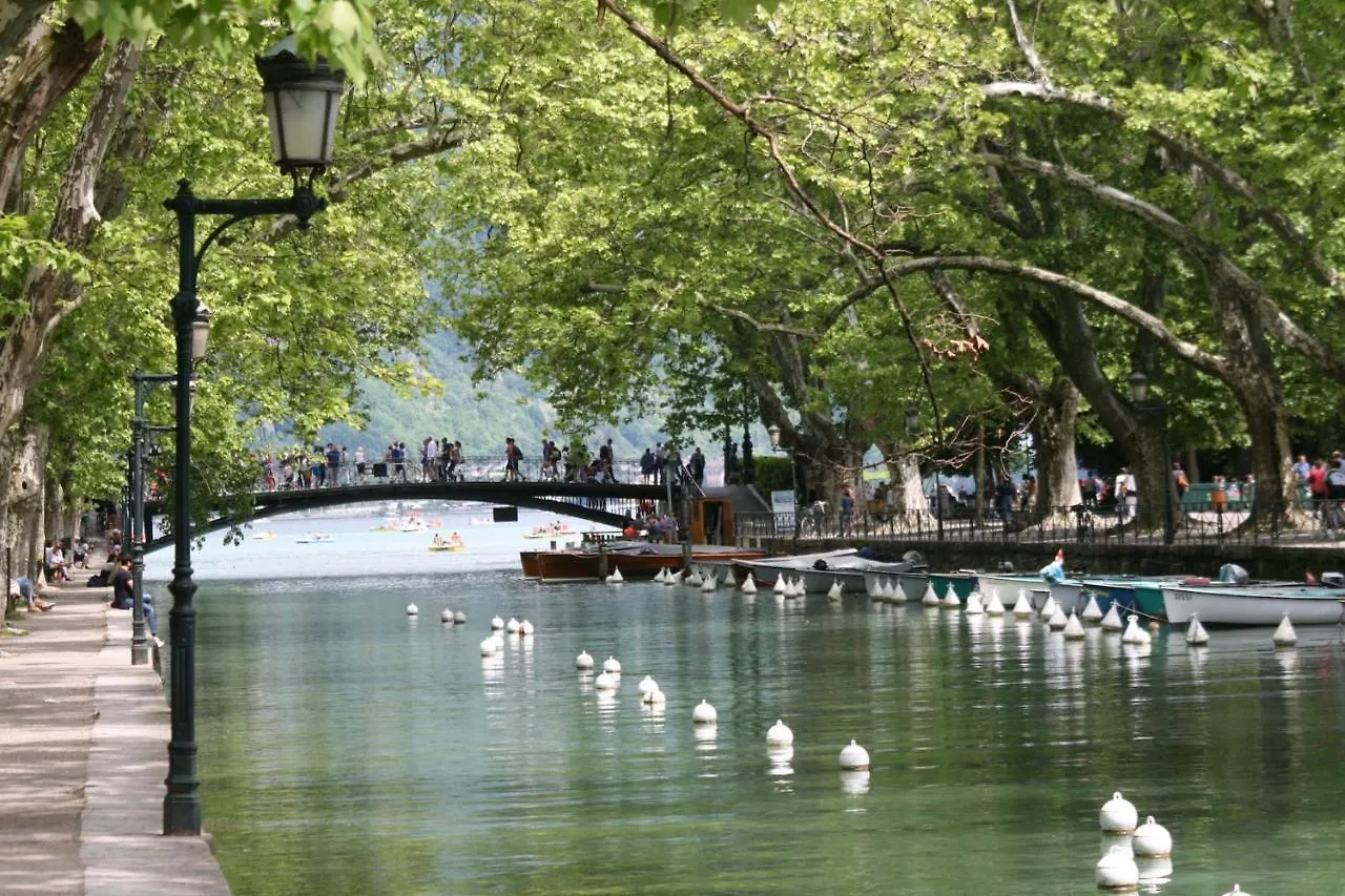 Apartment Le Canal - Nice Studio On The Venice Of The Alps Annecy